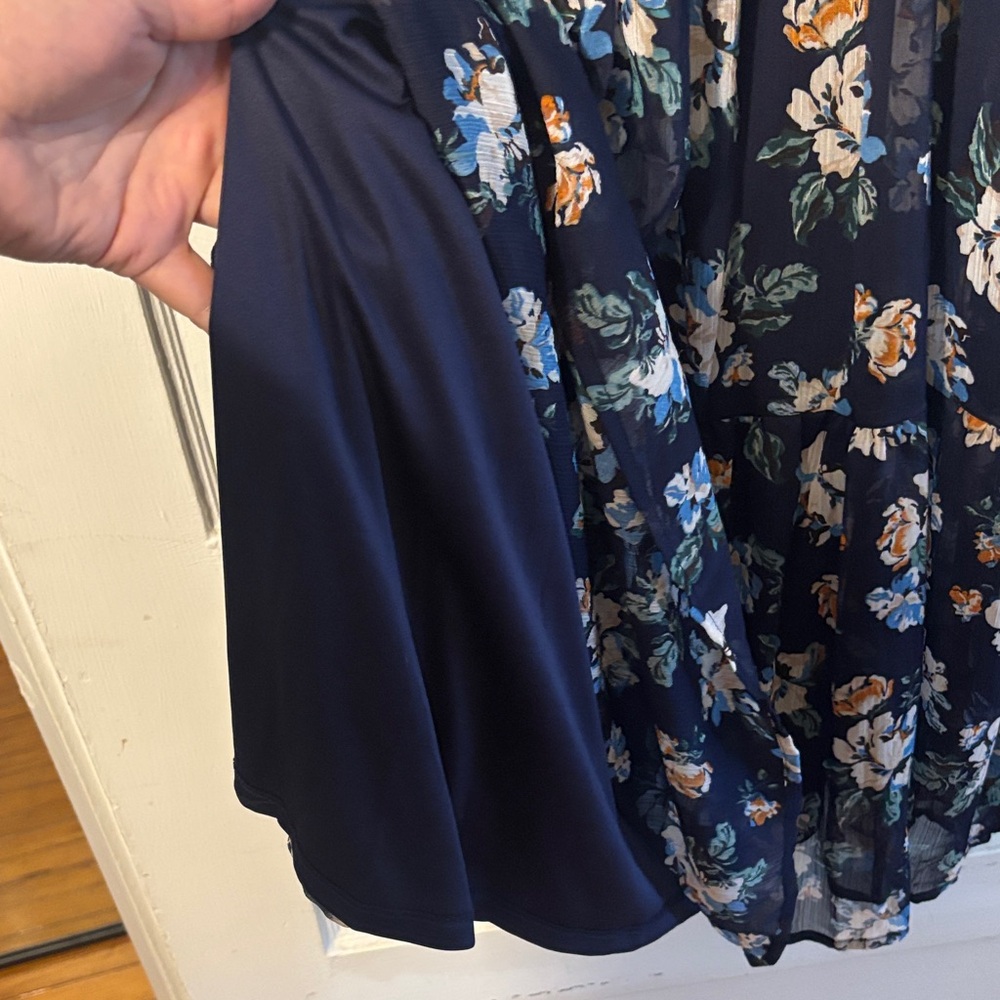 LC Lauren Conrad Navy Floral Maxi Dress - Picture 8 of 8